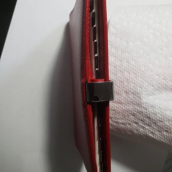 C8,021 Gucci Red Leather Address Book, Planner - Picture 4 of 11